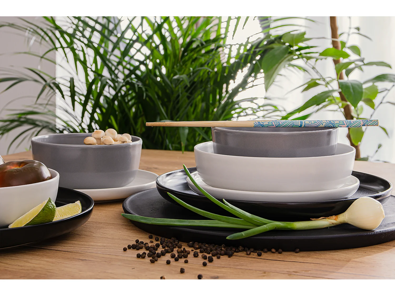 Tafelservice 6 Personen 24-tlg - Weiß, Schwarz, Grau - VICTO