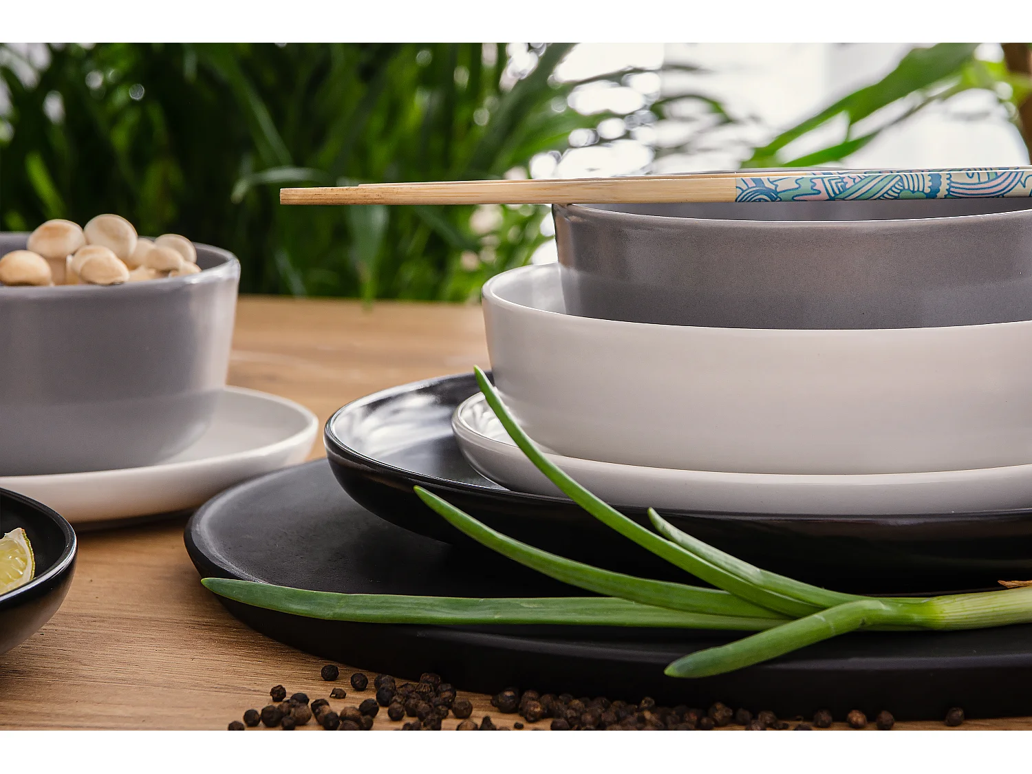 Tafelservice 6 Personen 24-tlg - Weiß, Schwarz, Grau - VICTO