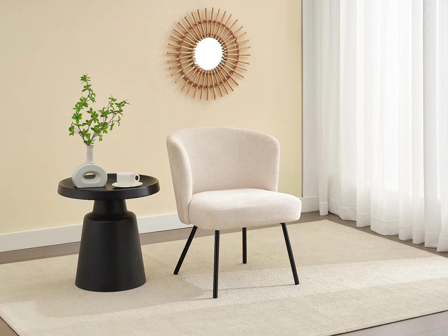 Fauteuil en tissu texturé beige et métal noir MARVENIO