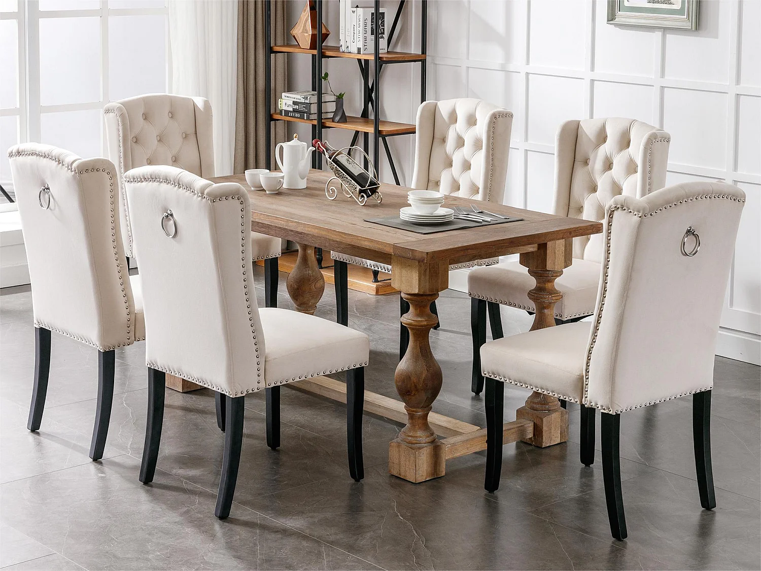 Set aus 6 Samtstühlen mit Eichenbeinen – verziert mit Nieten – Beige