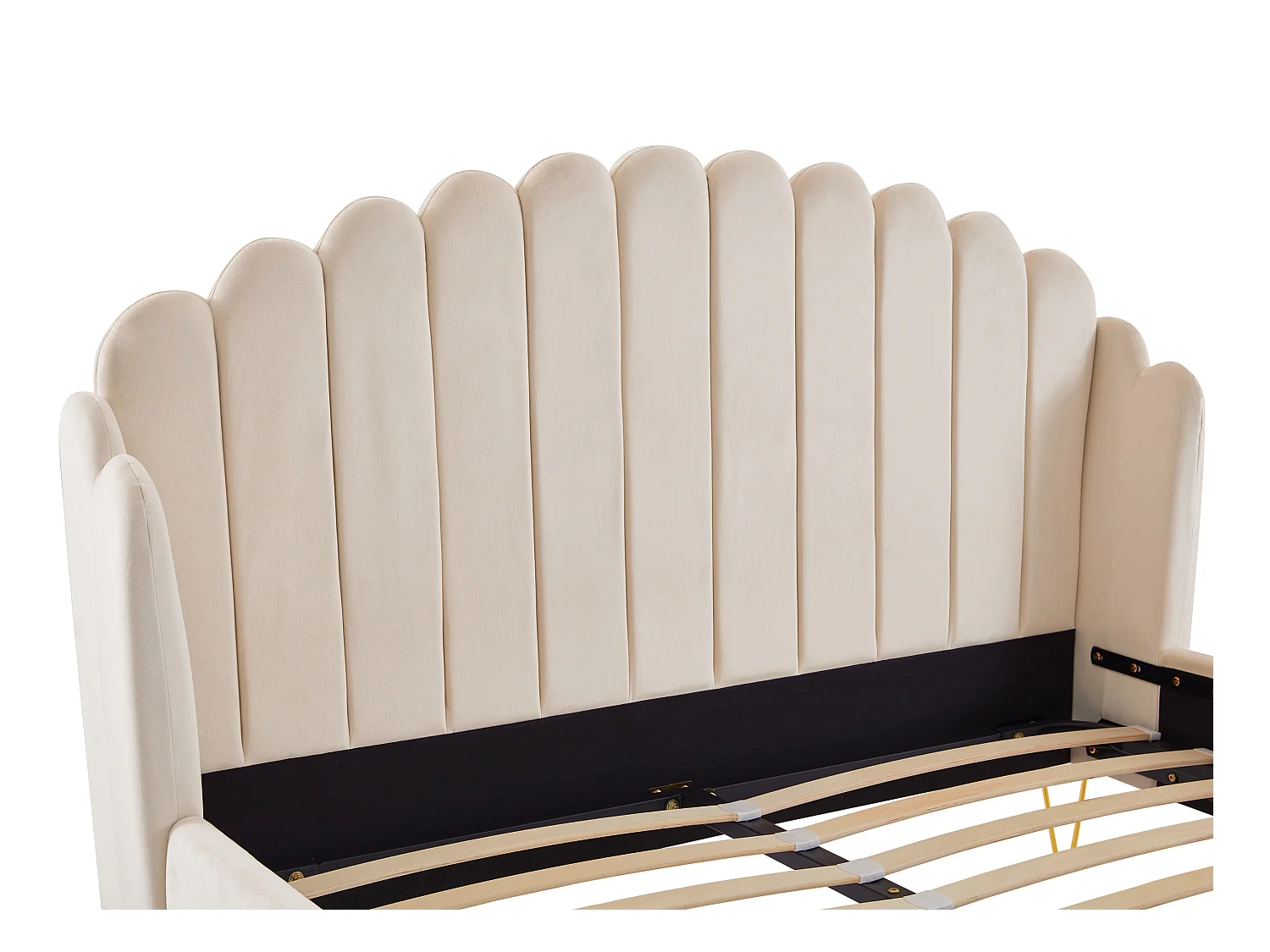 Lit 140 x 190 cm avec tête de lit ondulée - Velours - Beige - SAGALI