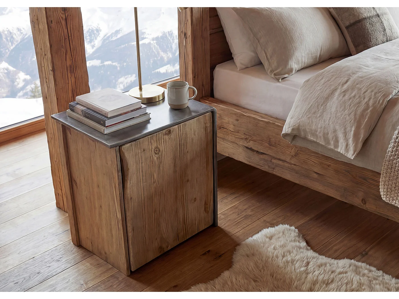 Table d'appoint MCW-L76