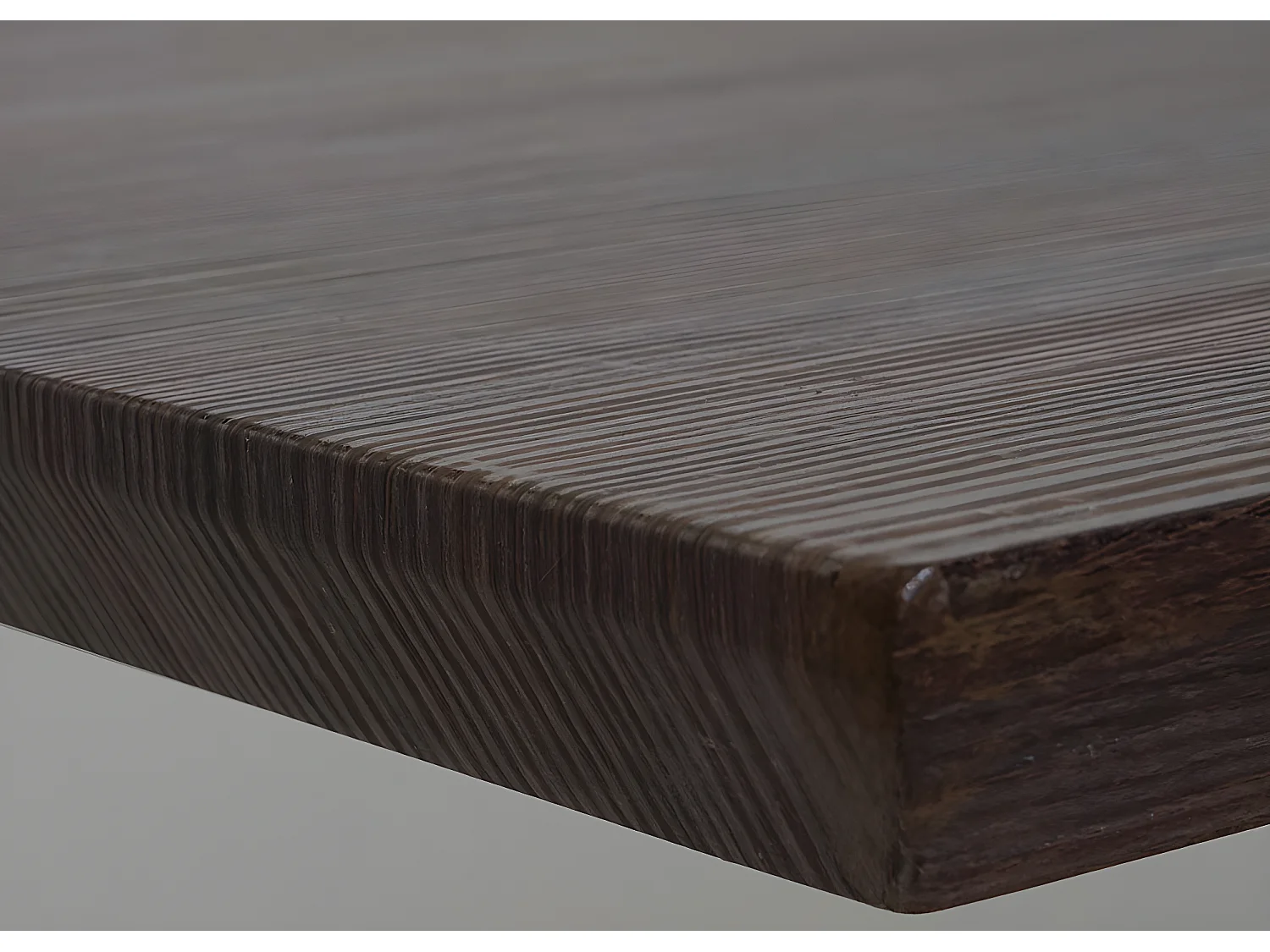 Salontafel Genk  T577,  Bruin eiken, donker metalen poten