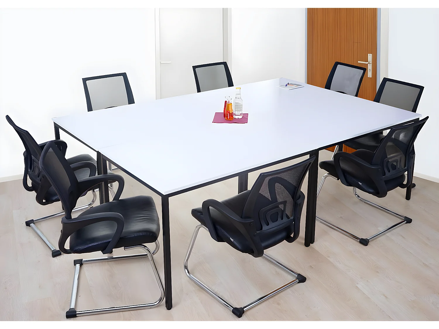 Bureau Petrila,  blanc