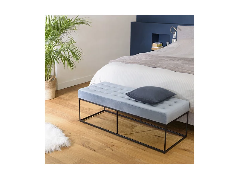 AGATHE - Banc en velours bleu clair capitonné structure métal noir