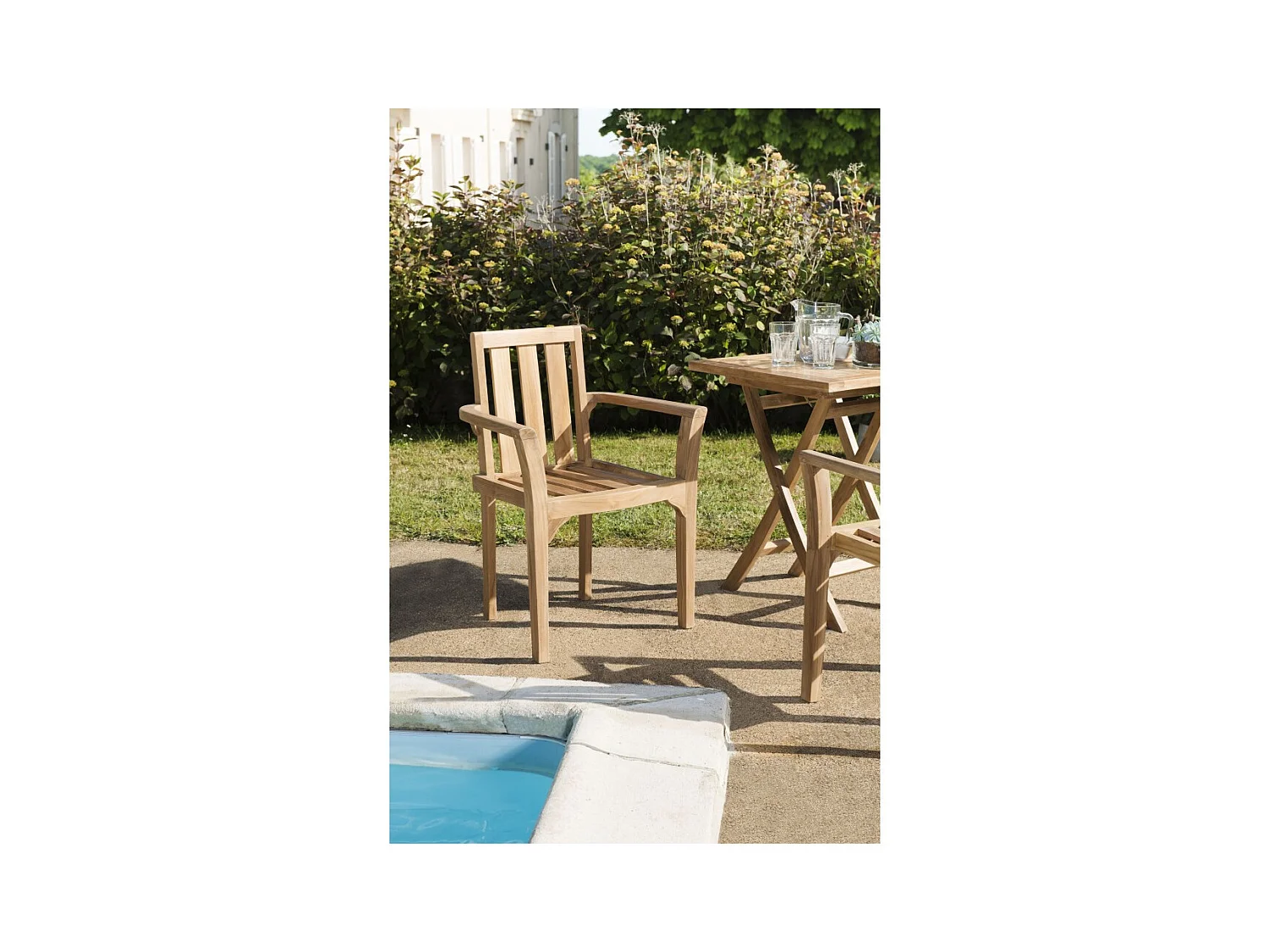 FUN - Ensemble de 2 fauteuils de jardin empilables en bois Teck