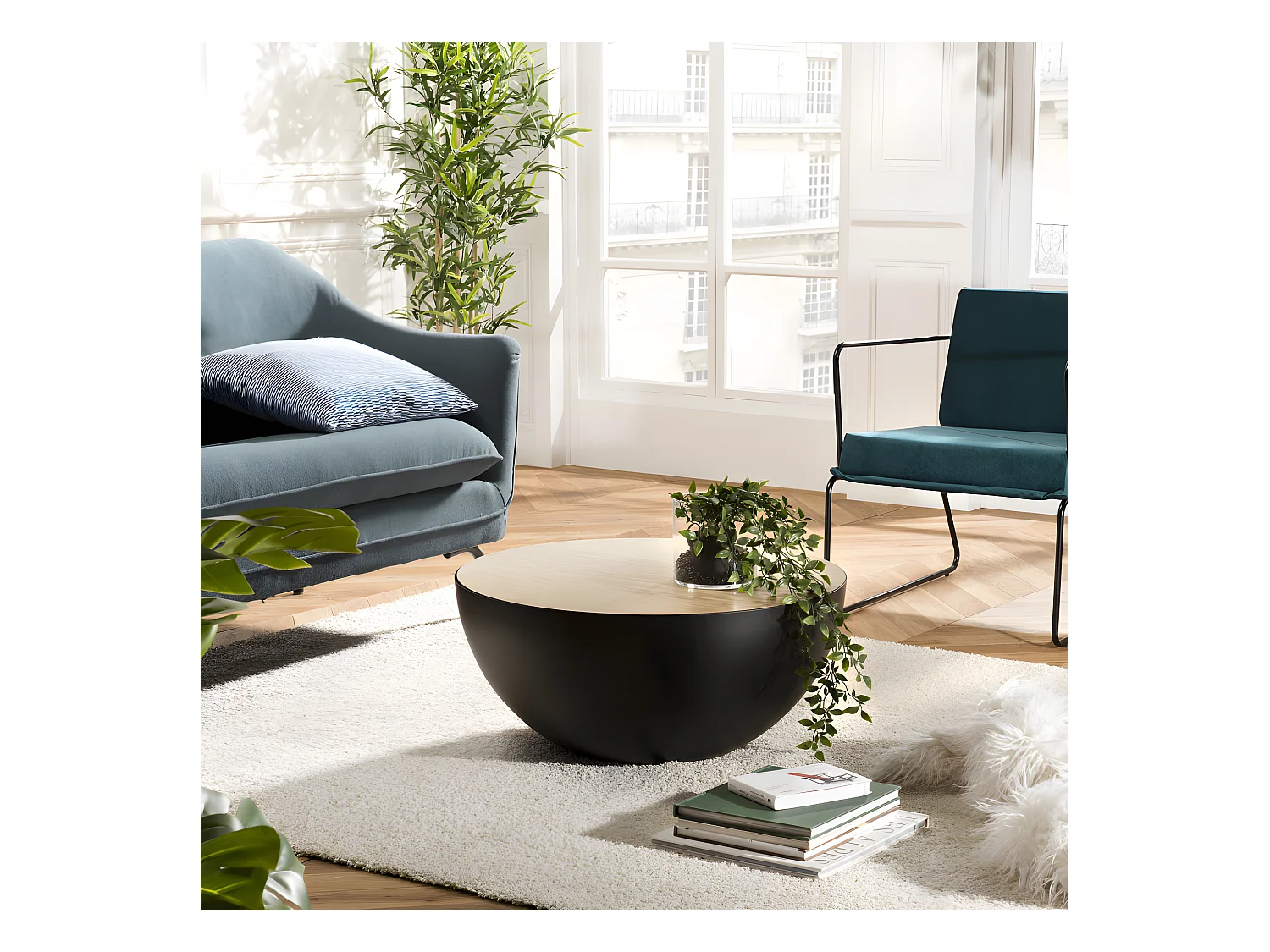 THEODORE - Table basse coque 70x70cm base métal plateau bois clair