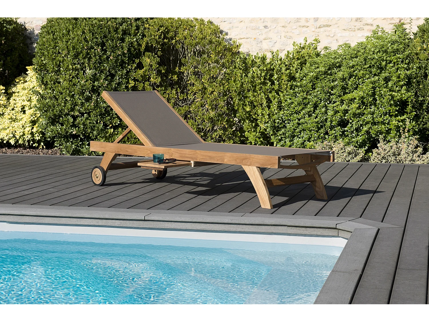 FUN - Bain de soleil en bois Teck et textilène couleur taupe