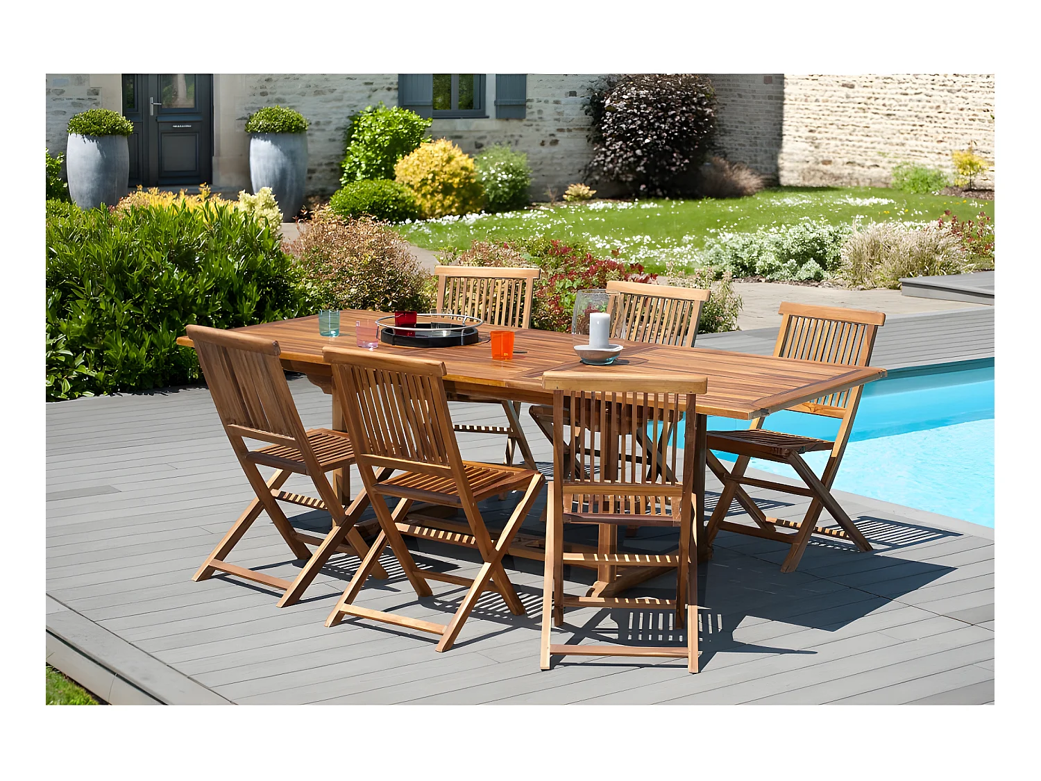 MAEVA - Table de jardin 8/10 personnes - rectangulaire extensible 180/240 x 100 cm en bois Teck huilé