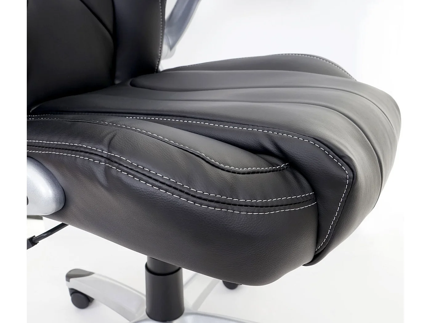 Krzesło biurowe MCW-A65,  czarny