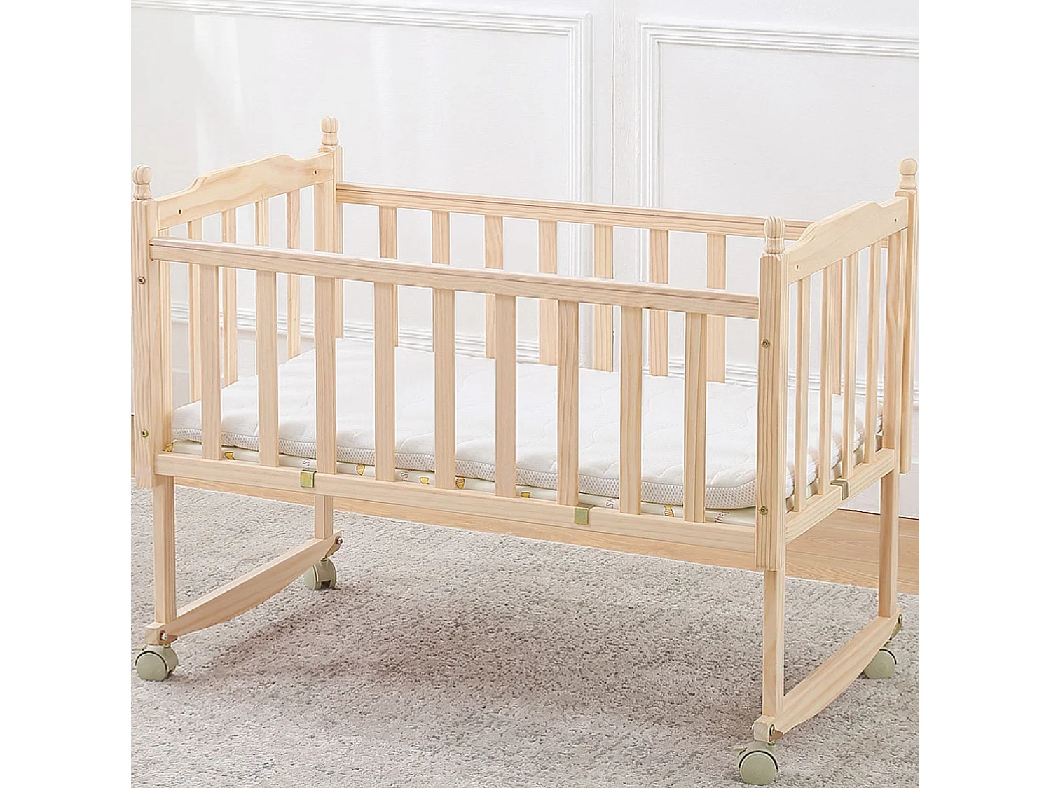 King of Dreams Lit bébé en placage MDF à roulettes, en pin Massif Teinte  pour Matelas 90 x 50 cm