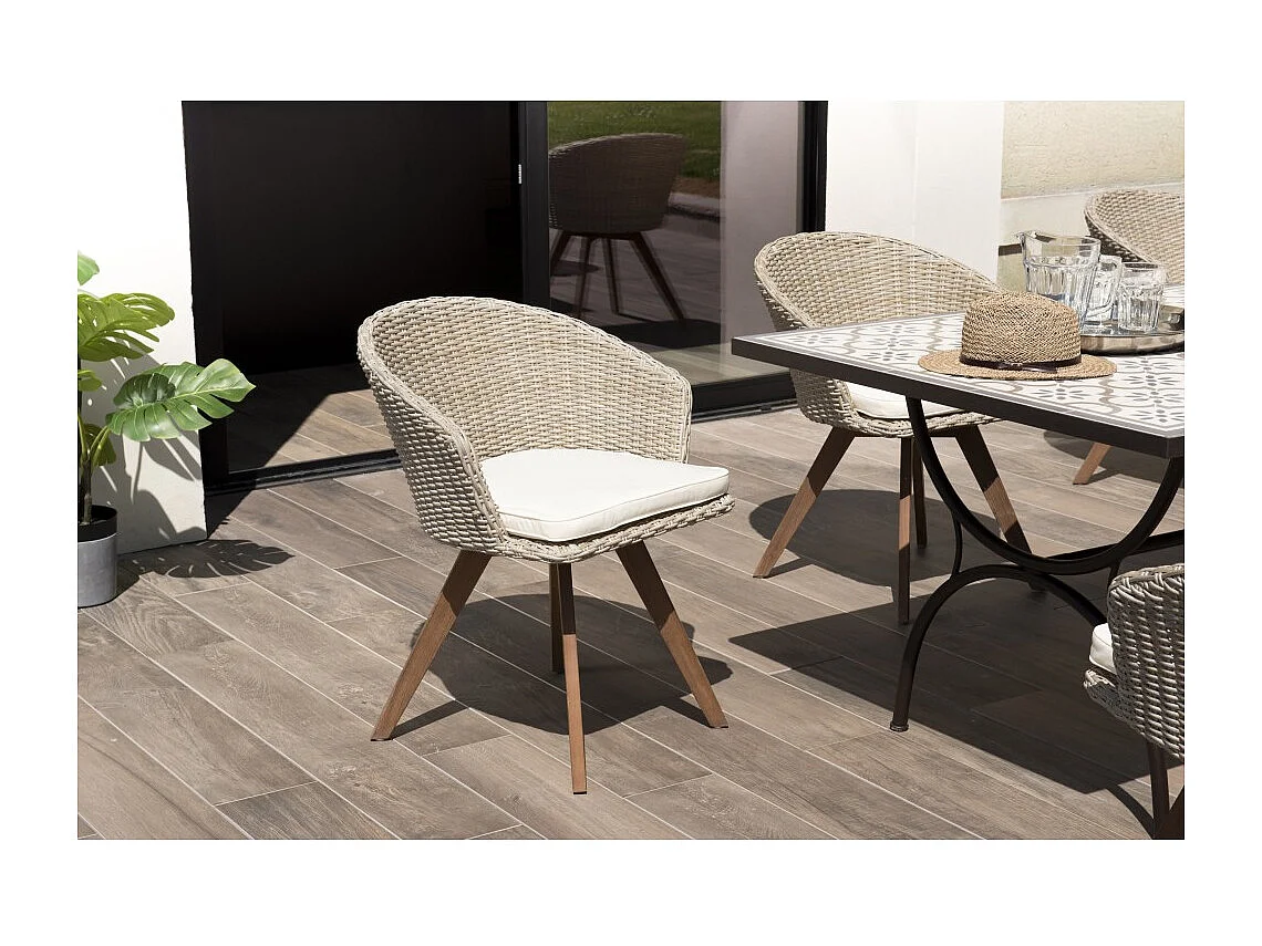 VICK - Chaise de jardin en rotin en bois Acacia et coussin blanc