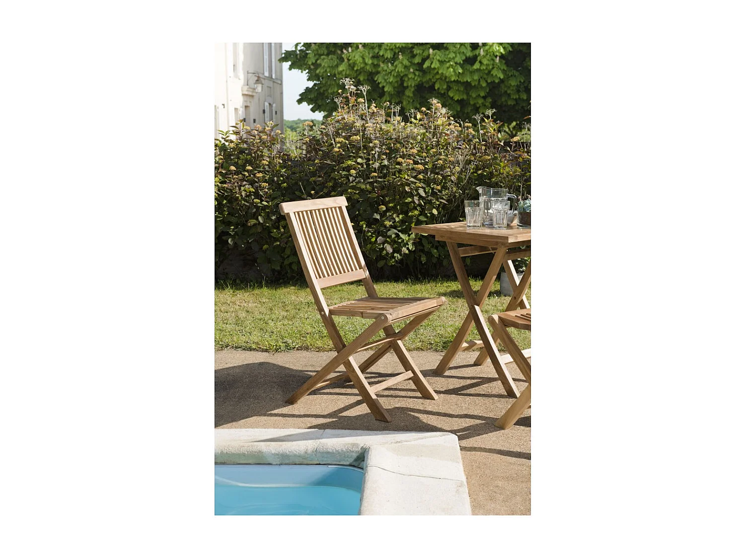 FUN - Ensemble de jardin - table carrée et 2 chaises en bois de teck