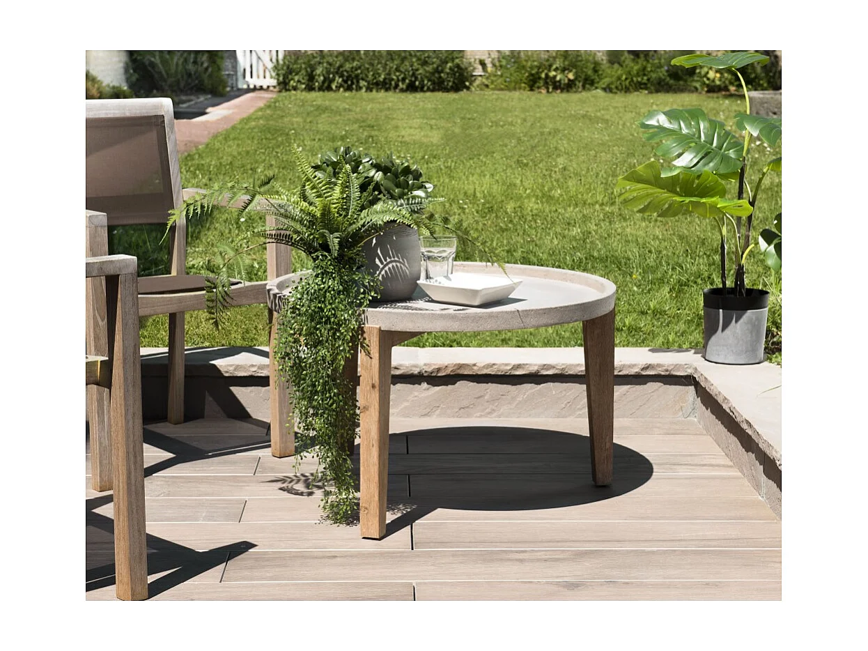 HECTOR - Table basse de jardin ronde béton 81x81 cm pieds bois acacia