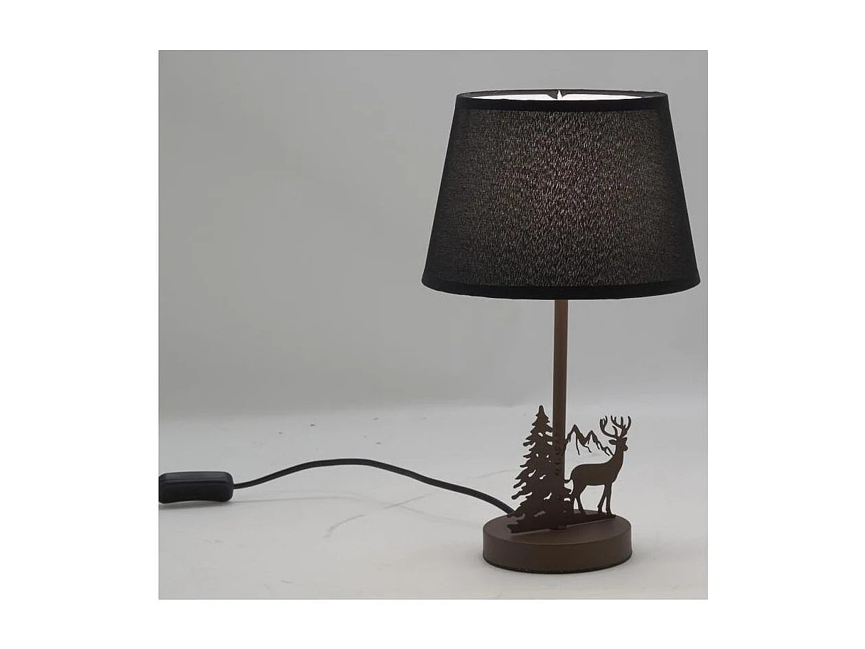 Lampe en métal Cerf avec abat-jour noir