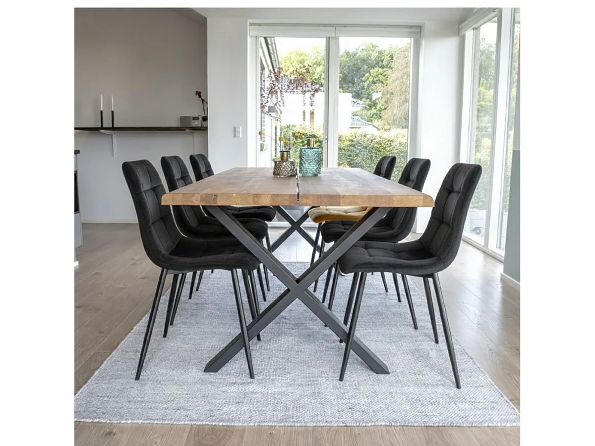 STRIB - Lot de 4 Chaises Velours Noir et Piétement Acier