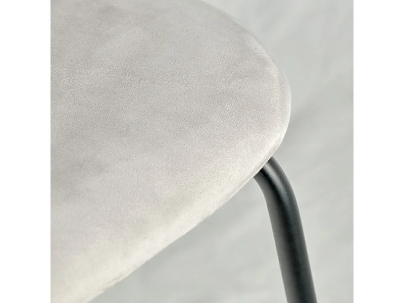 Lot de 2 chaises velours gris capitonnée et pieds métal noir - FARA