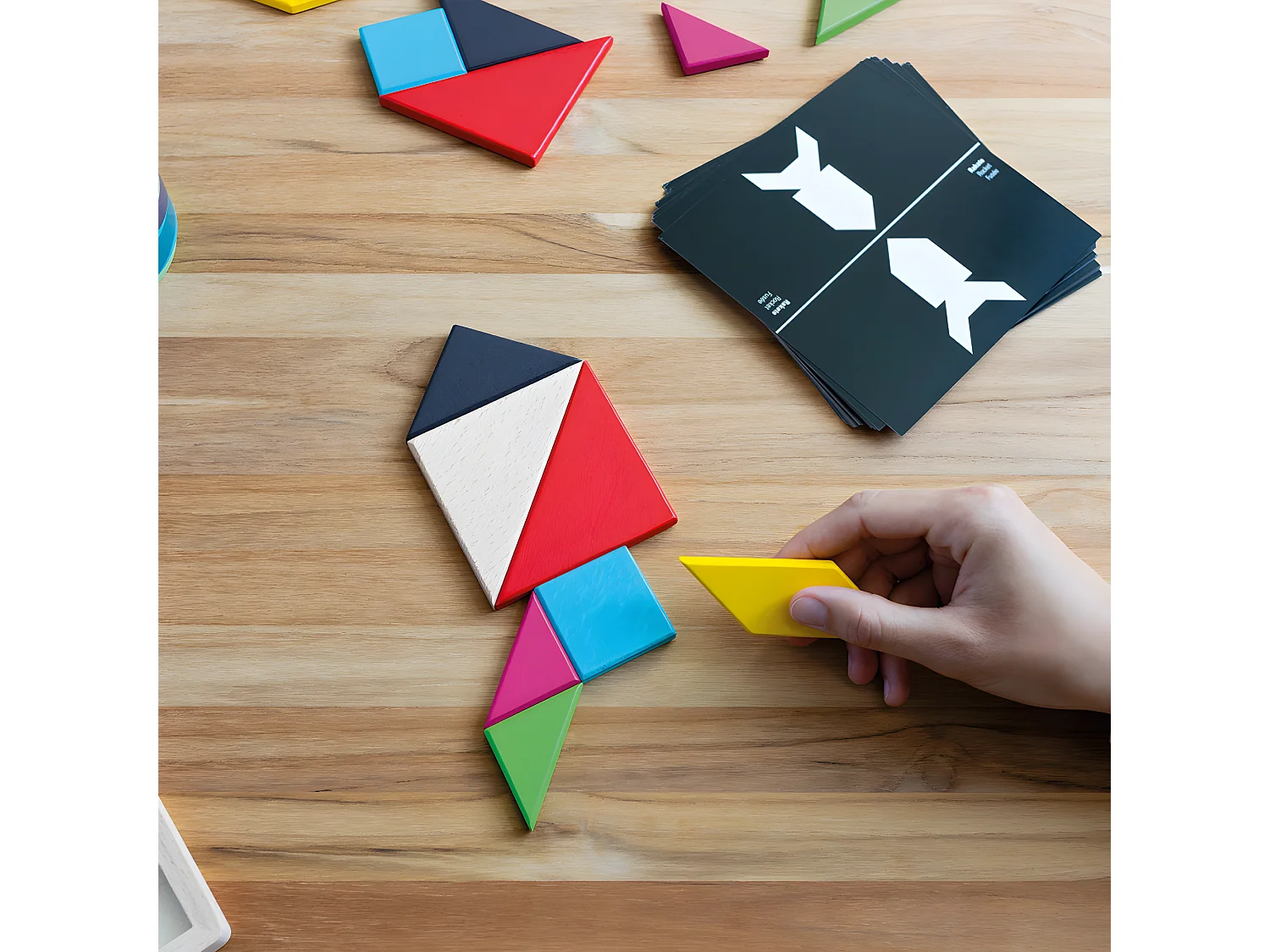 Jeu de Tangram Multicolore  Remember