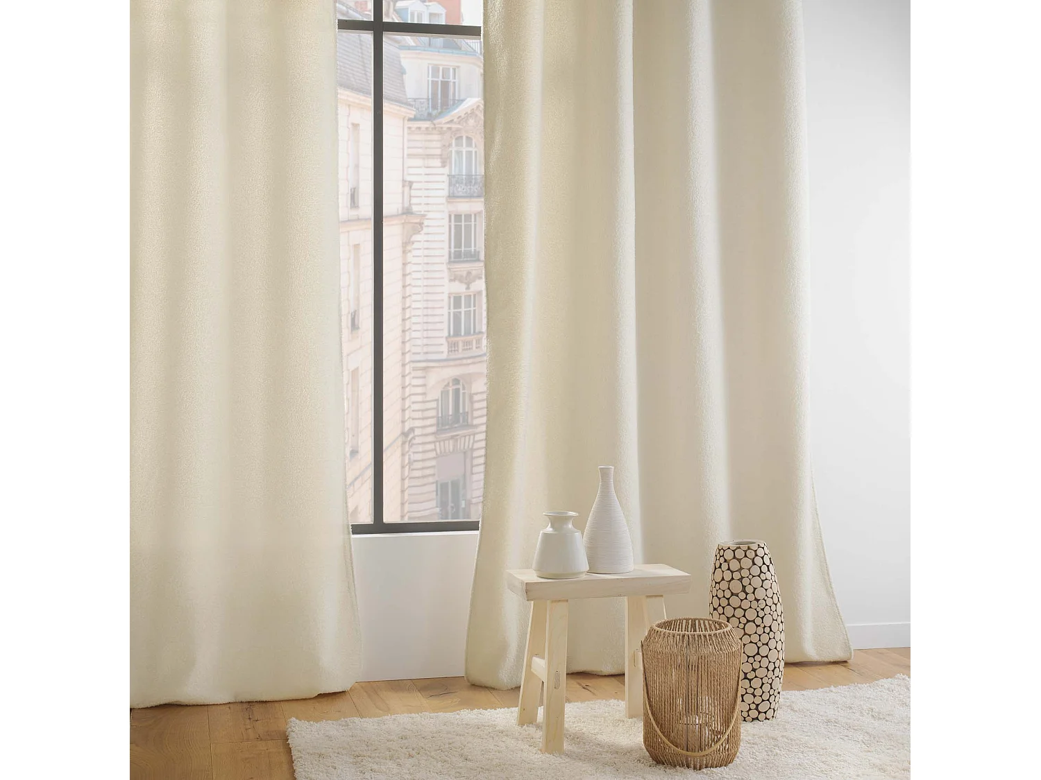 Rideau à oeillets bouclette unie ecru 140x240