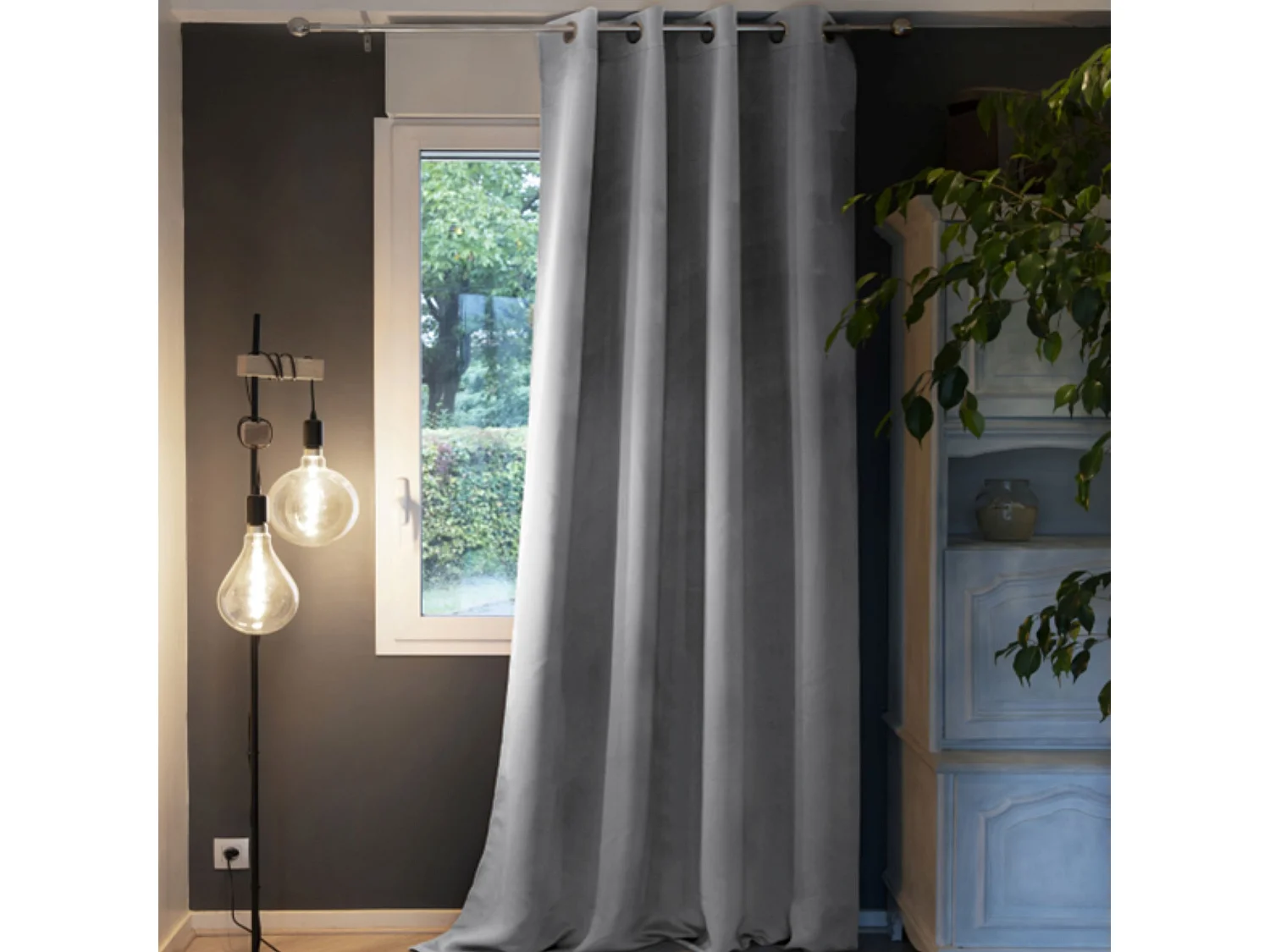 Rideau occultant thermique à œillets gris 140x280