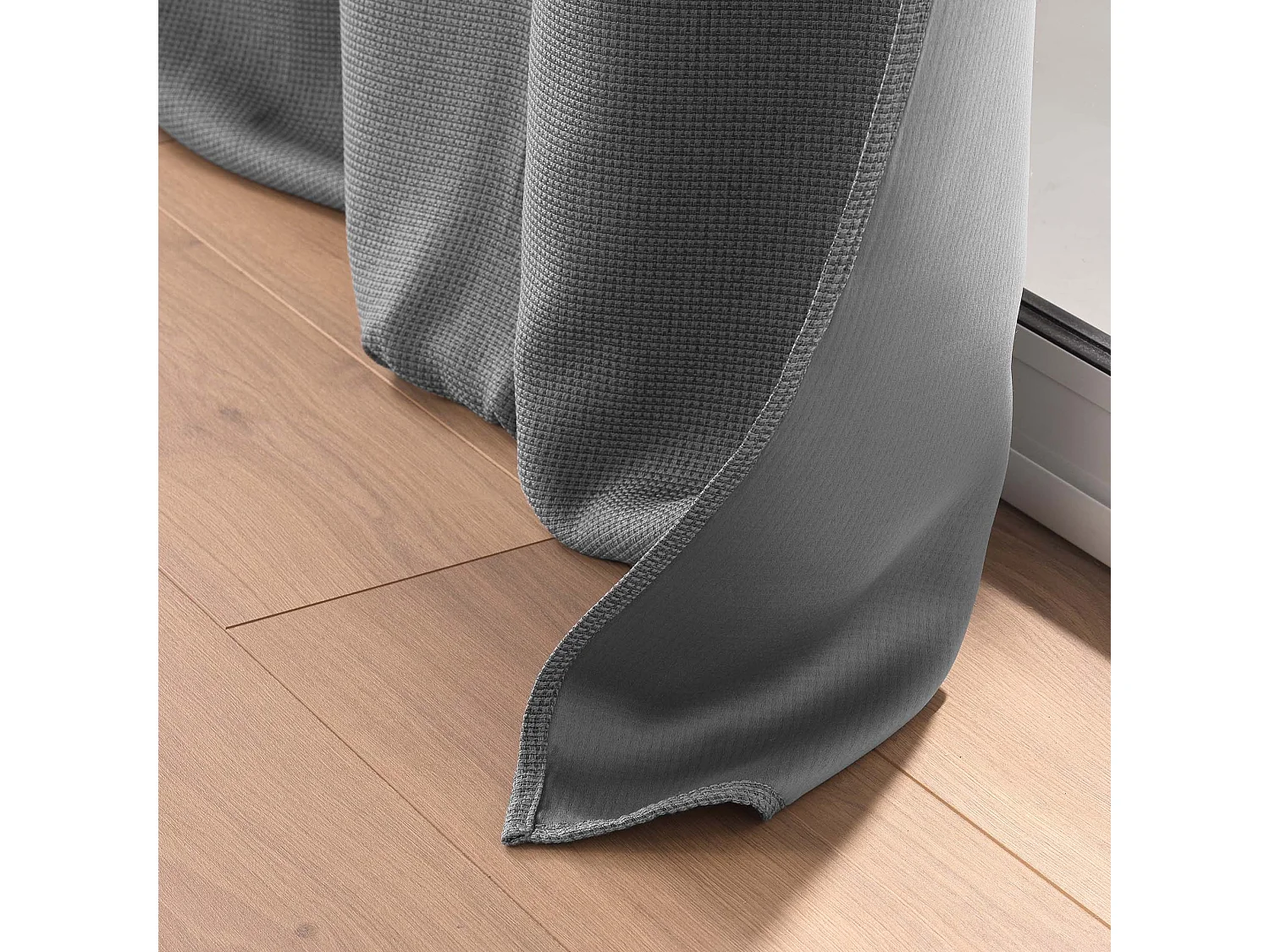 Rideau Occultant Jacquard "Blake" 135x240cm Anthracite