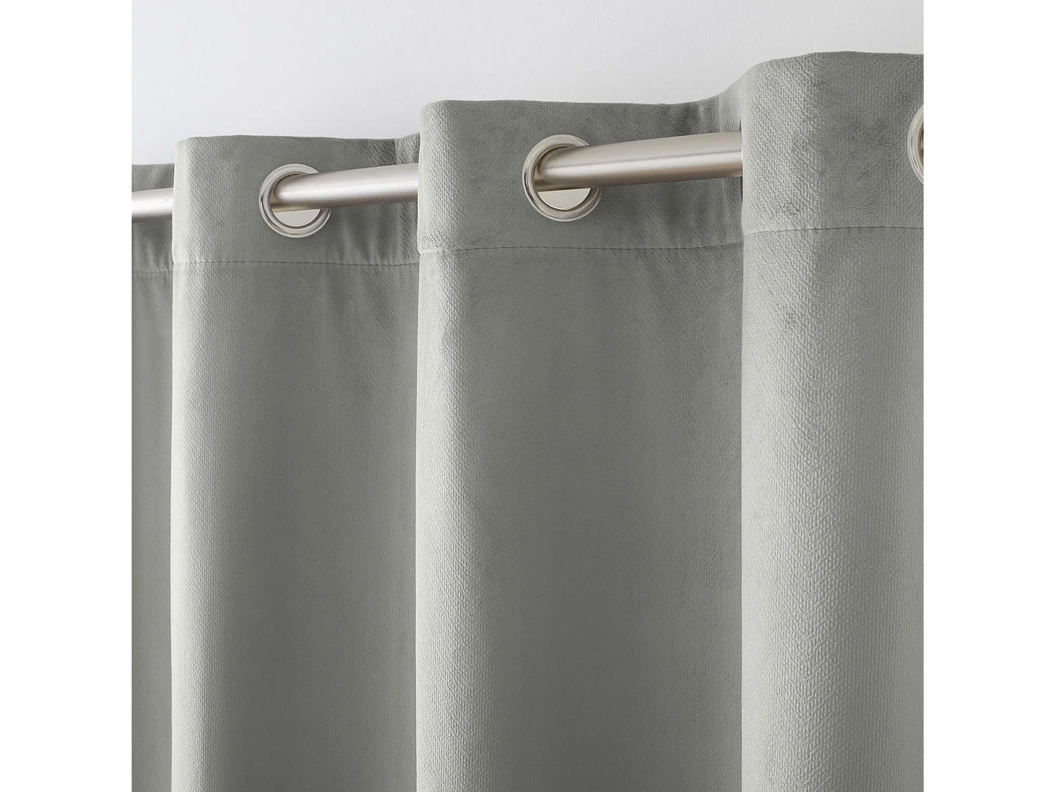 Cortina aislante y térmica de terciopelo