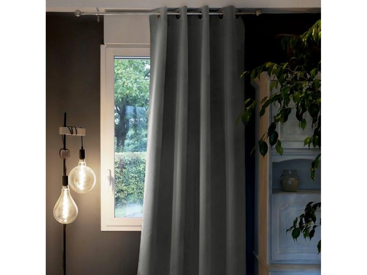 Rideau occultant thermique à œillets anthracite 140x260