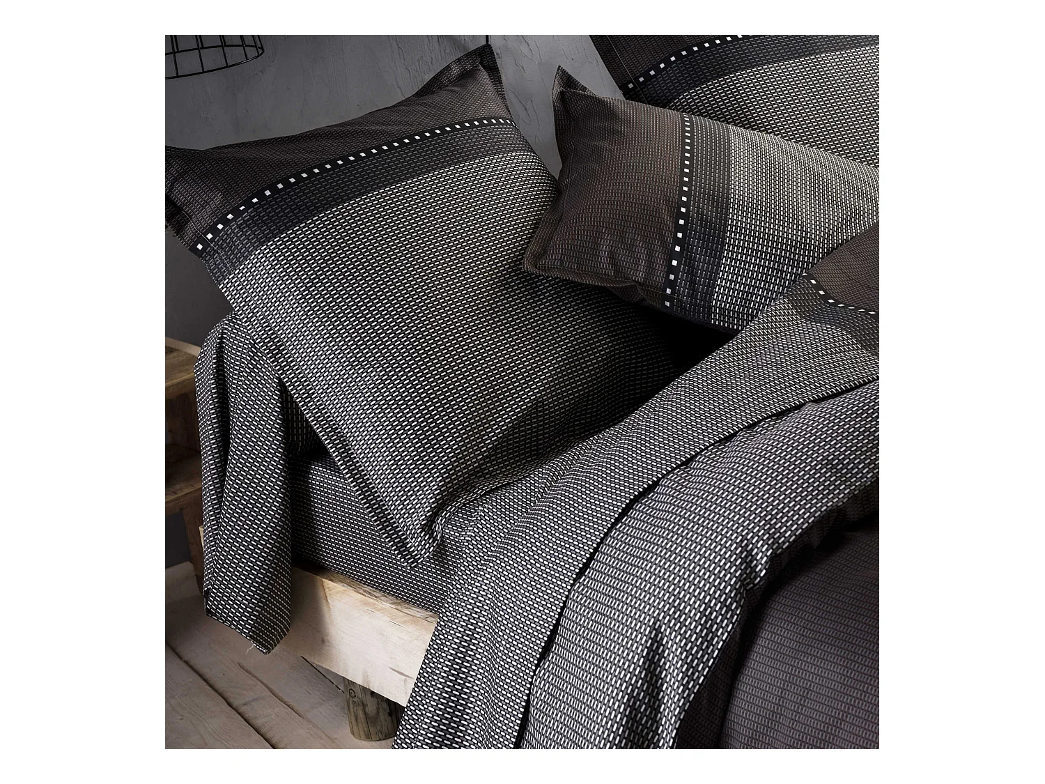 Parure de lit satin de coton Enzo Noir 200x200 cm - Tradilinge