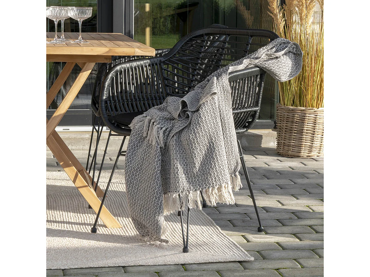 PILA - Lot de 4 Fauteuils Rotin Synthétique Noir et Pieds Acier