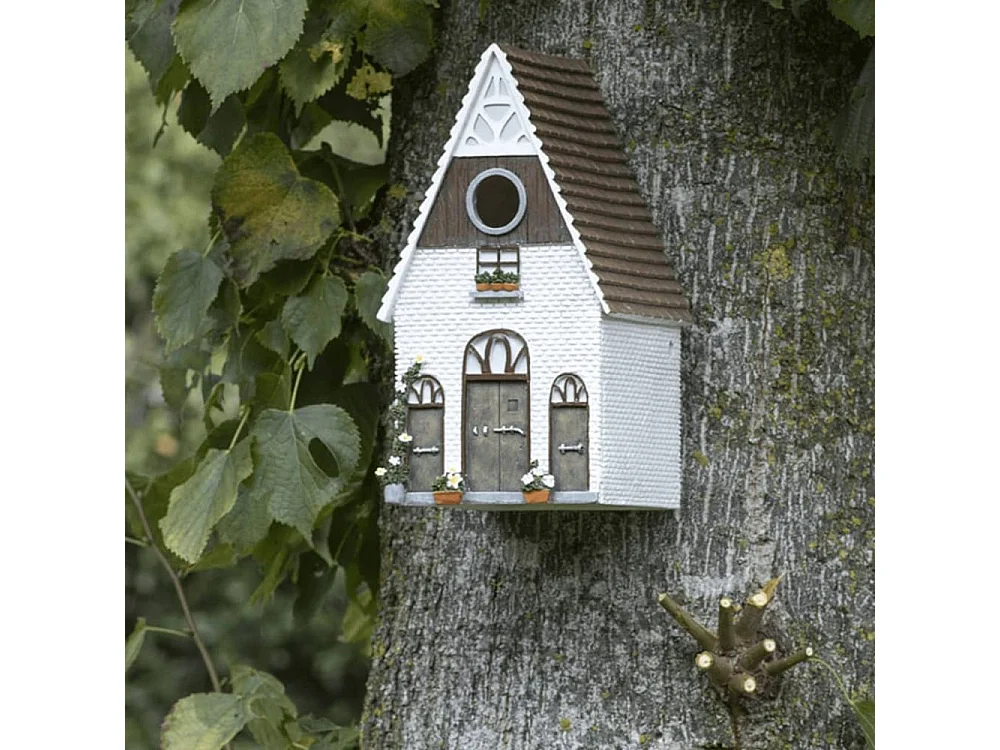 Nistkasten für Meisen aus Polyresin und Sperrholz Bauernhof