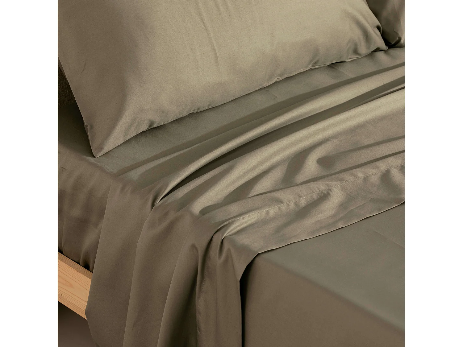 Juego de sÃ¡banas satÃ©n 300 hilos Desert Sage - 150/160 (240x270 cm)