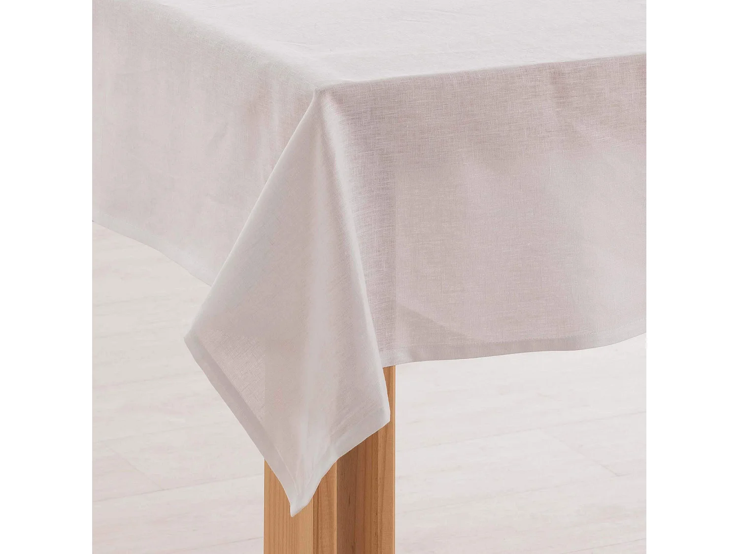 Nappe hydrofuge anti-taches en lin 100 % Blanc - 200x150 cm
