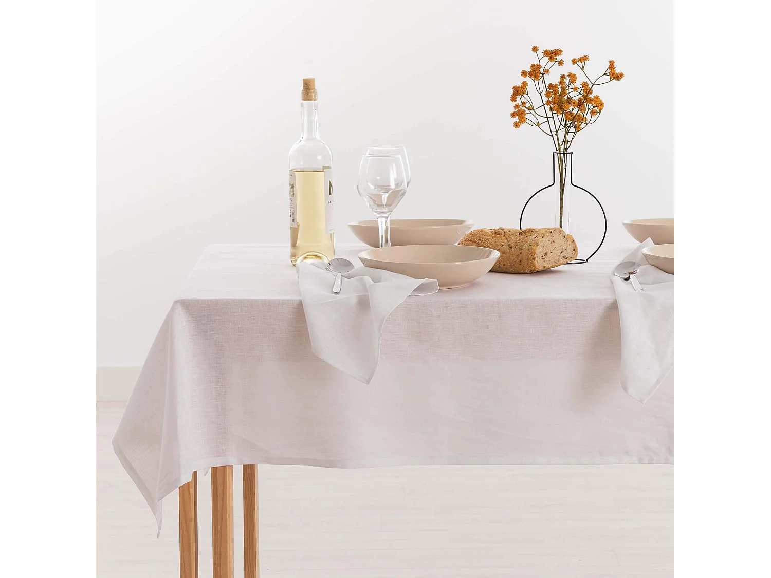 Nappe hydrofuge anti-taches en lin 100 % Blanc - 300x150 cm