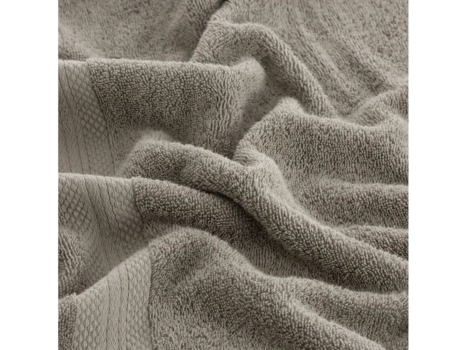 Toalla 100% algodÃ³n peinado 650 gr. Army Green - 100x150