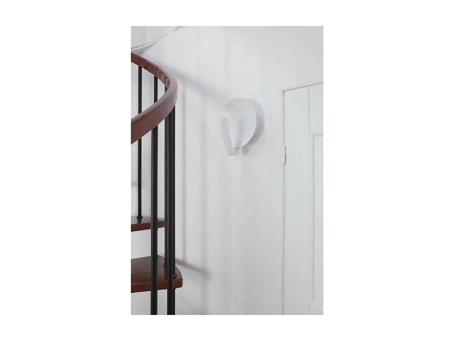 Lampa ścienna Sat, Biały, 22x22x0,9 cm, EPIKASA