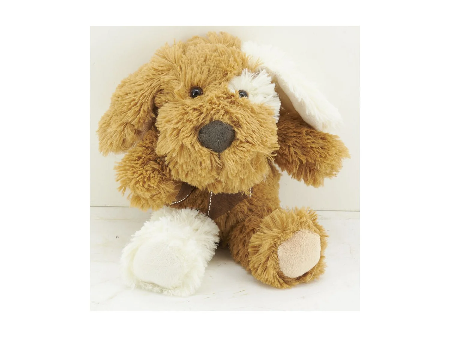 Plüschtier Hund aus braunem Acryl 20 cm