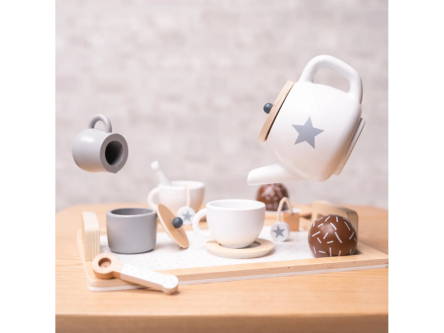 Service à Thé Jouet Montessori Robincool Tea Caprizze 27x21x10 cm en Bois Éco avec Plateau, Théière et Accessoires