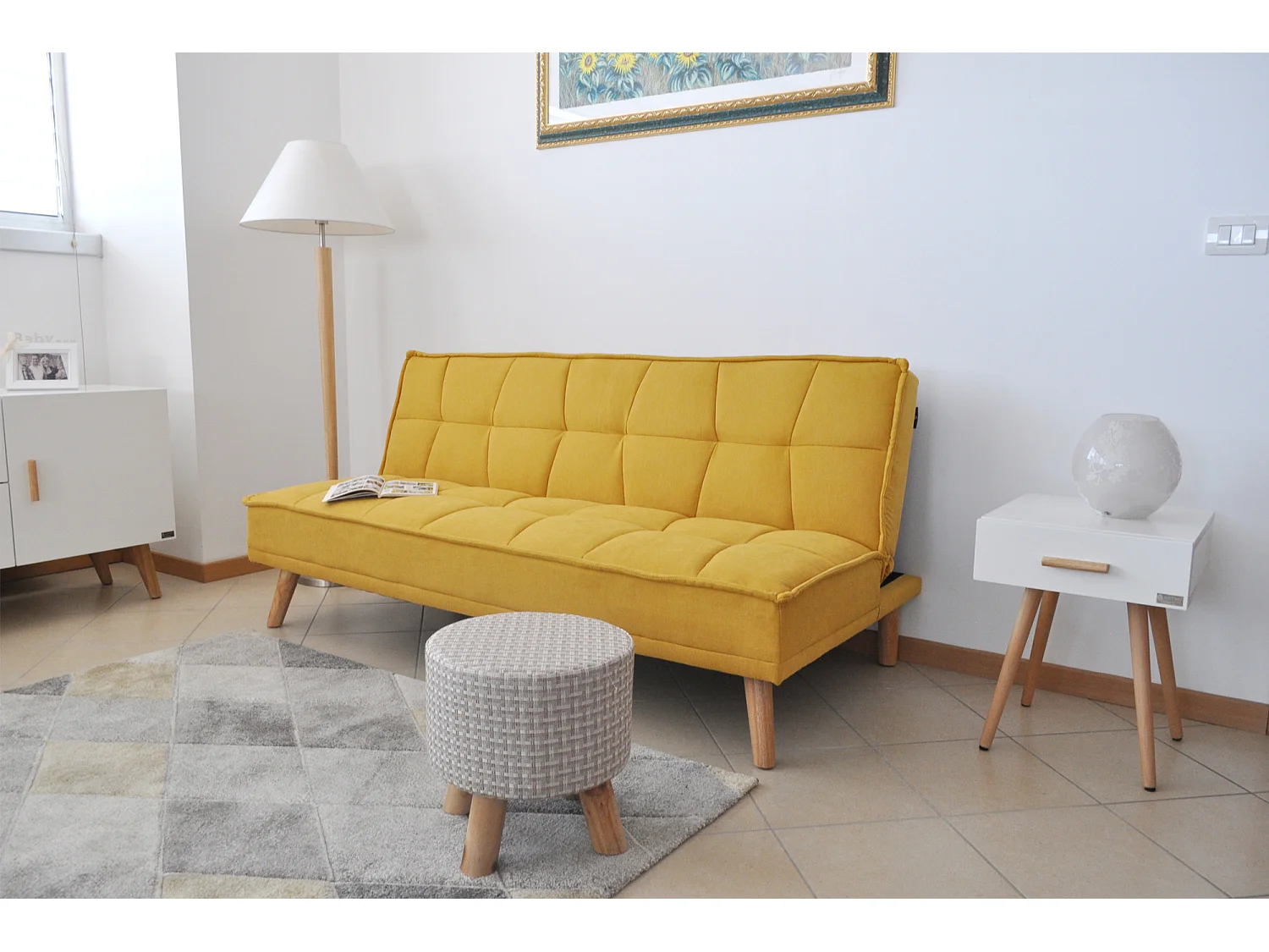 Divano letto clic clac in tessuto vellutato giallo, divano 3 posti mod. Bart