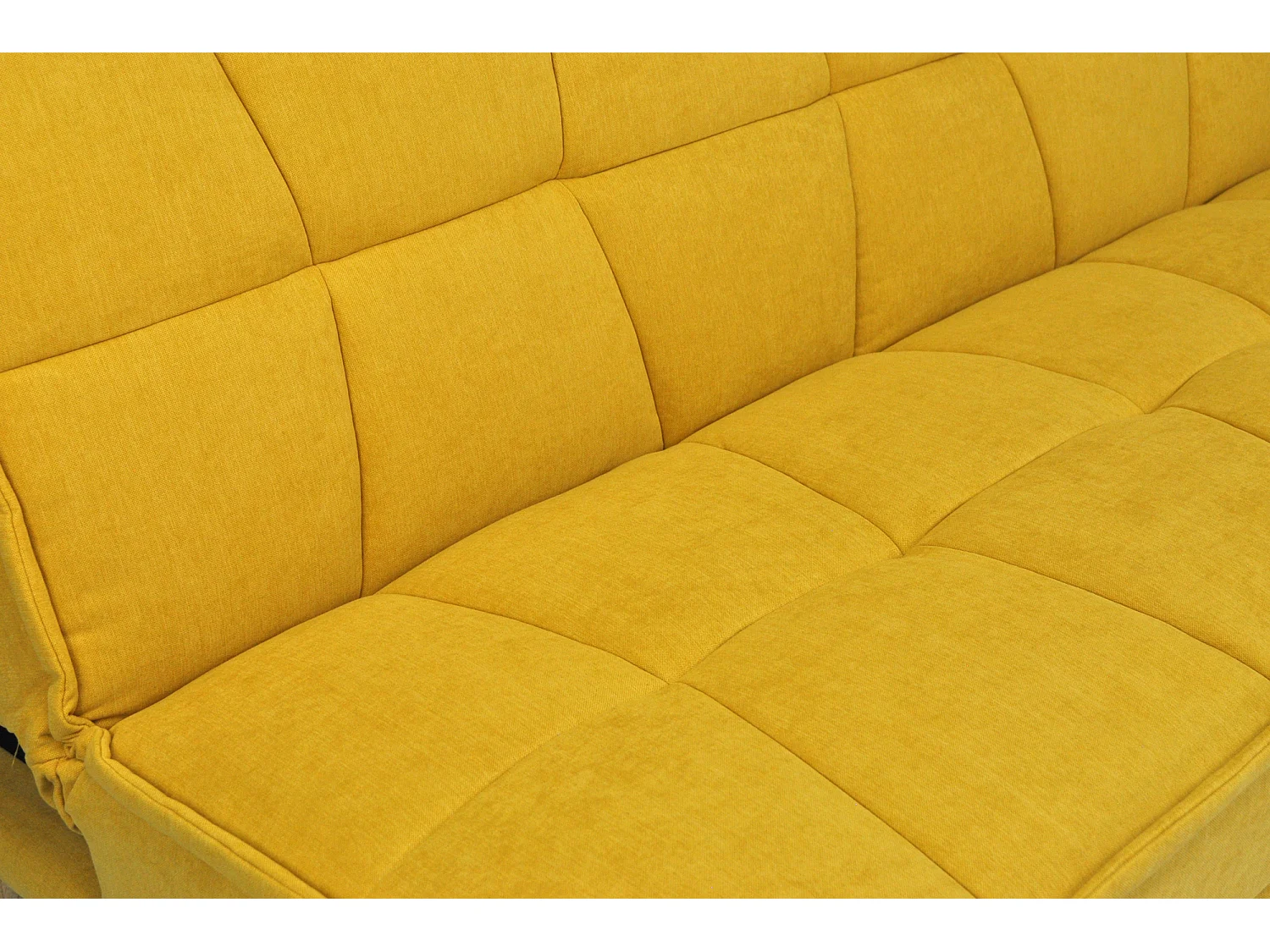 Divano letto clic clac in tessuto vellutato giallo, divano 3 posti mod. Bart