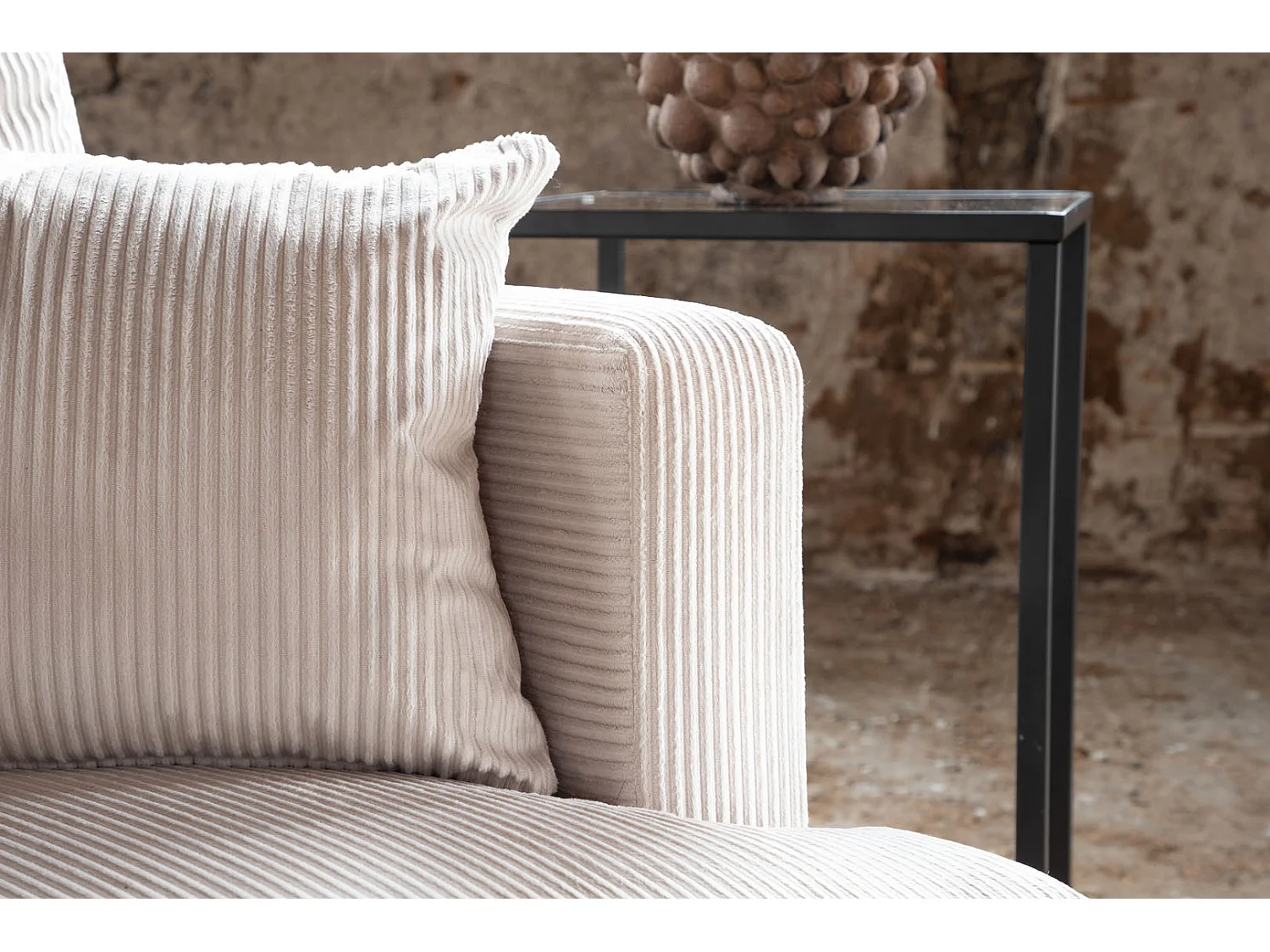 Sofia fauteuil fluweel beige.