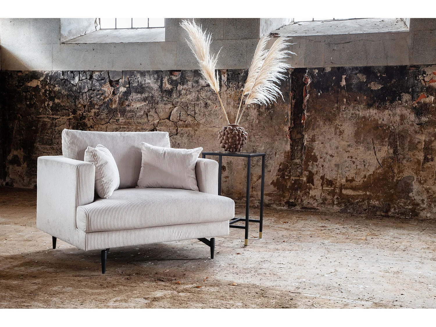 Sofia fauteuil fluweel beige.