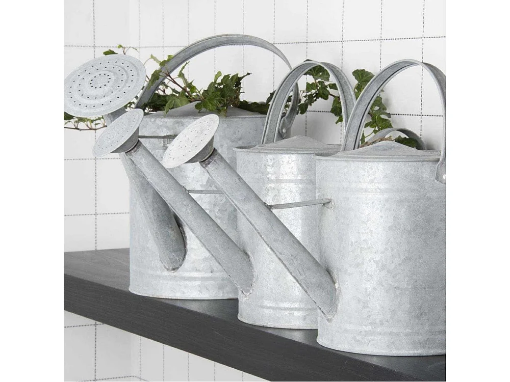 Arrosoir en zinc patiné Hove 8.7 litres