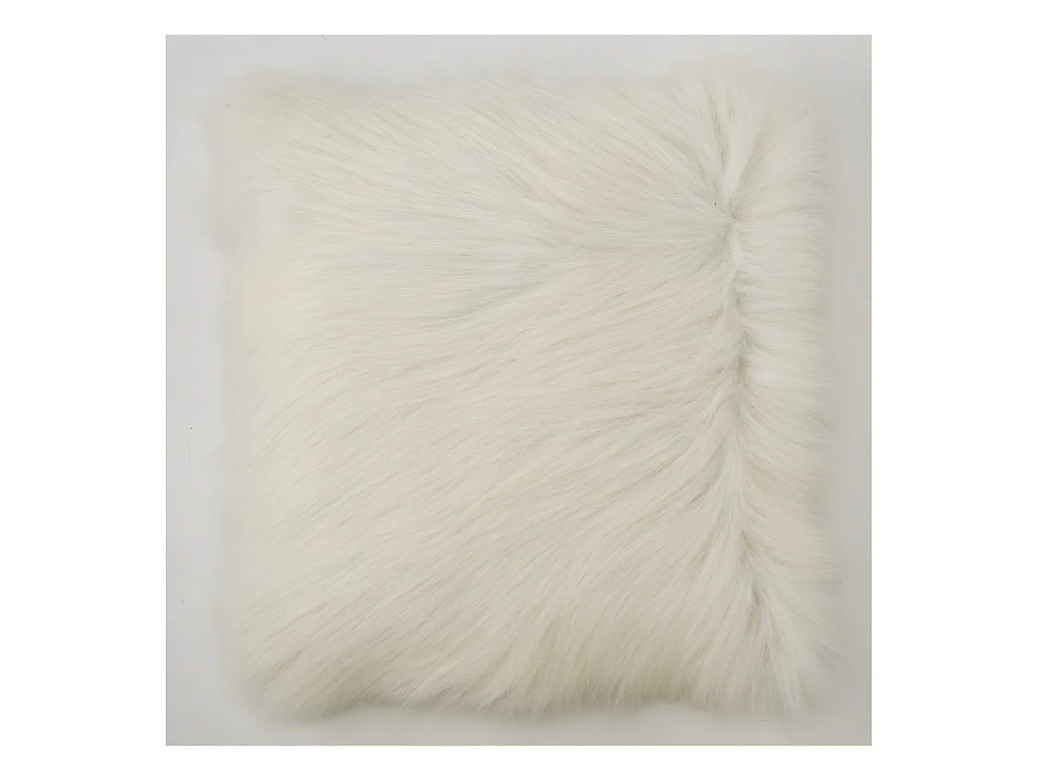 Funda de cojin Frankfurt 45 x 45. Sin Relleno. Color Beige.