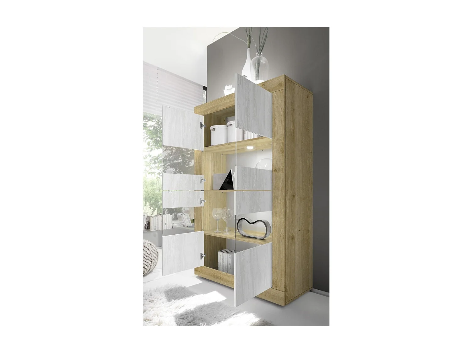 Vitrine design met 4 deuren, collectie ACCESS. Kleuren wit en licht eiken.