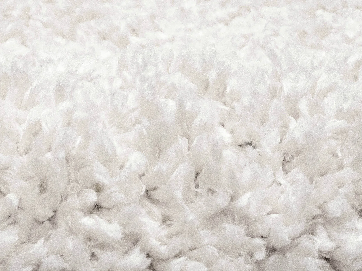 Tapete shaggy com pelos compridos 120x170 cm branco - MILINIO