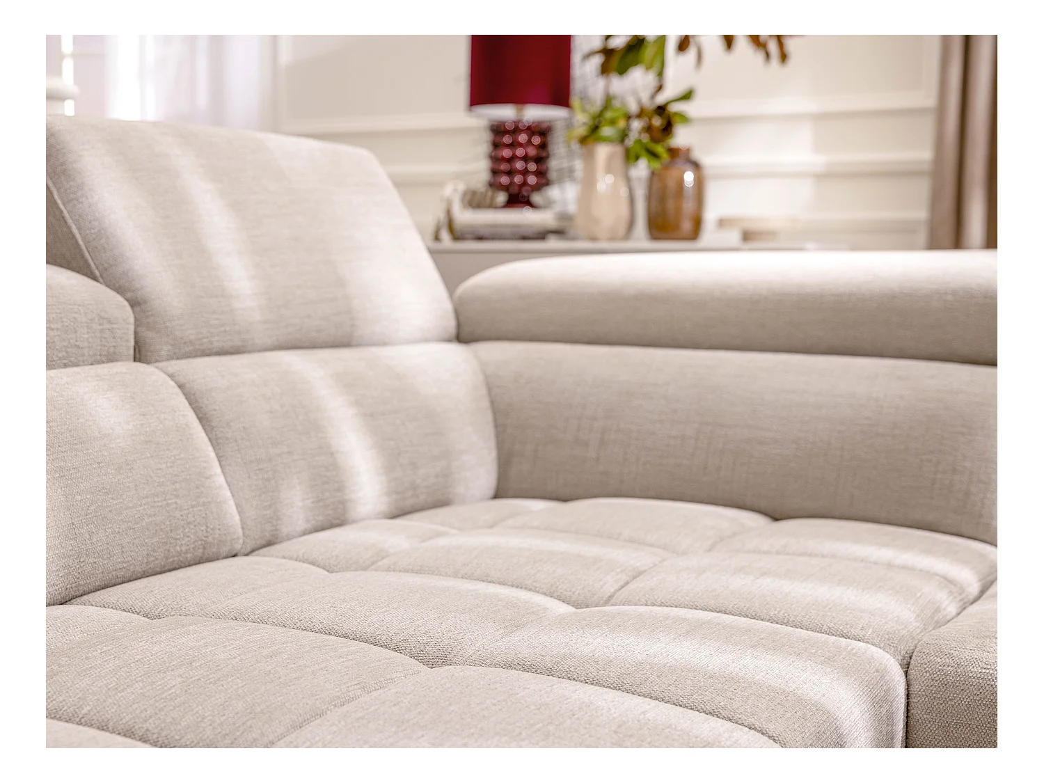 Kanapa narożna lewostronna z elektryczną funkcją relax, wysuwanym siedziskiem i beżową tapicerką - MONISO