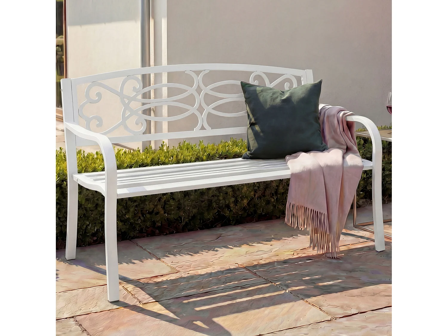 Ławka ogrodowa MCW-F44,  biała