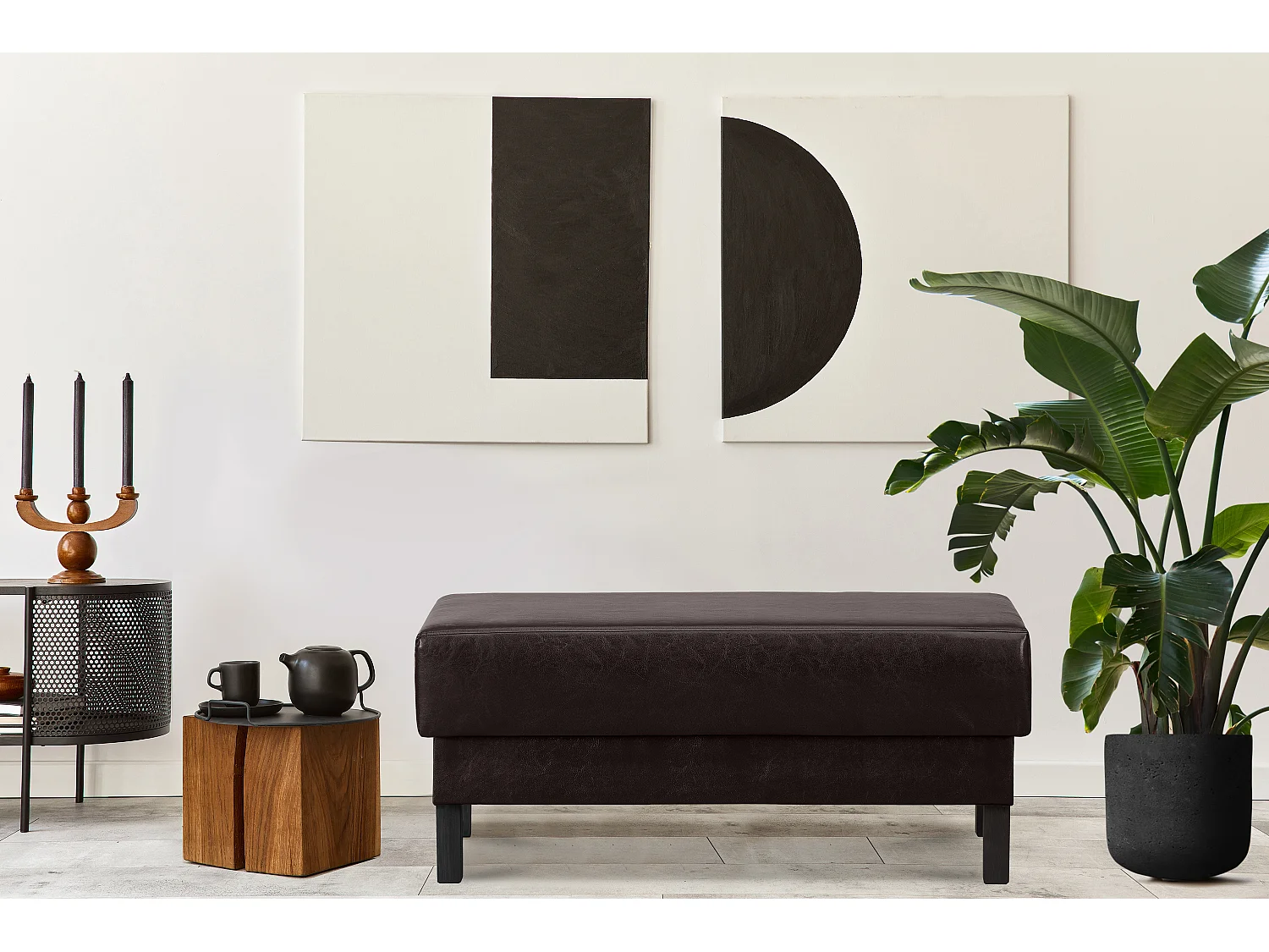 Sitzhocker auf hohen Holzbeinen - Dunkebraun - ESPECTO