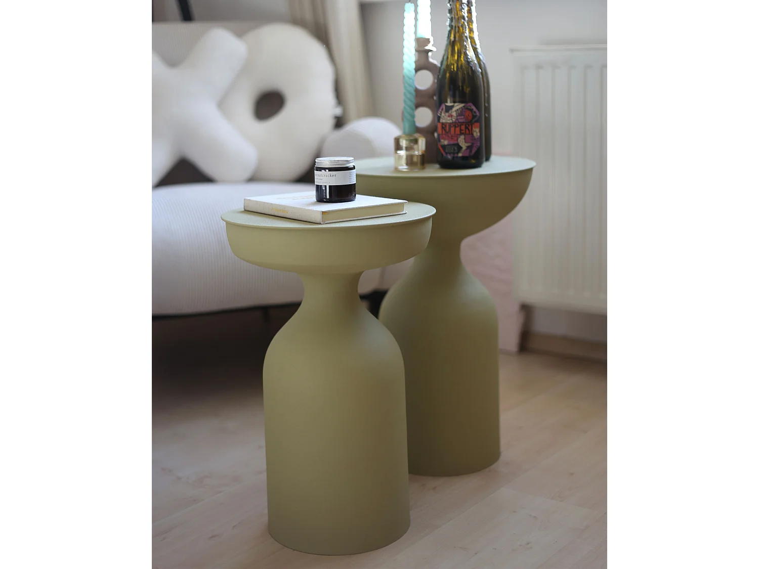 Lot de 2 tables d'appoint COTA/TENJO Métal Vert clair