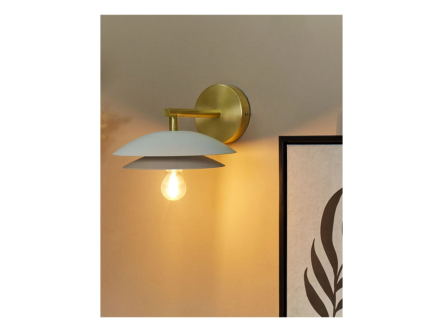 Wandleuchte Metall weiß / gold Kegelform 1-flammig Glühbirnen-Optik Lasolo